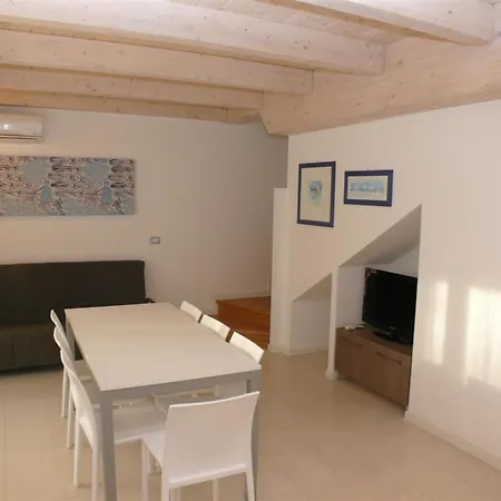 Two-story Terraced For 7 Guests In * Bibione