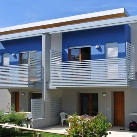 Two-story Terraced For 7 Guests In Apartment *